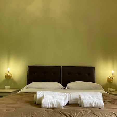 Hotel Umberto House CTA Exterior foto
